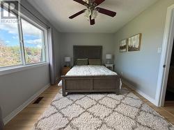 Bedroom 2 - 