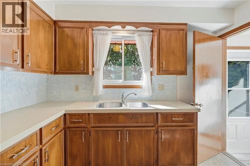 8 Norbert Place, Kitchener, ON 