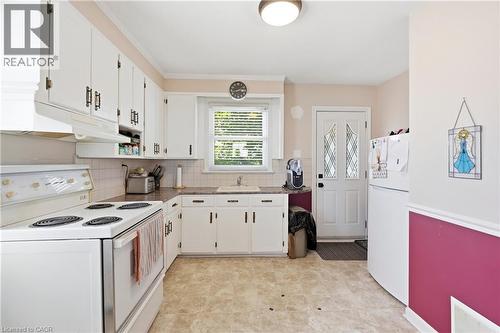 44 Green Meadow Road, Hamilton, ON 