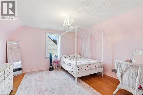 44 Green Meadow Road, Hamilton, ON 