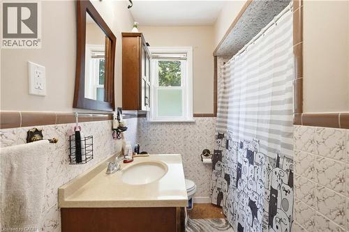 44 Green Meadow Road, Hamilton, ON 