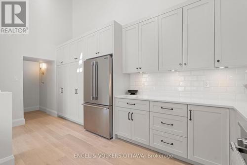 71 Thomas Street, Ottawa, ON 