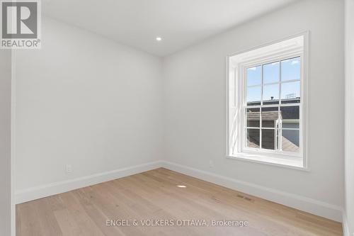 71 Thomas Street, Ottawa, ON 