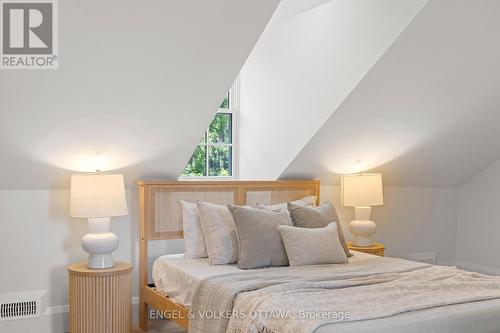 71 Thomas Street, Ottawa, ON 