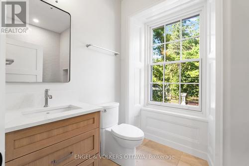 35 Mackay Street, Ottawa, ON 
