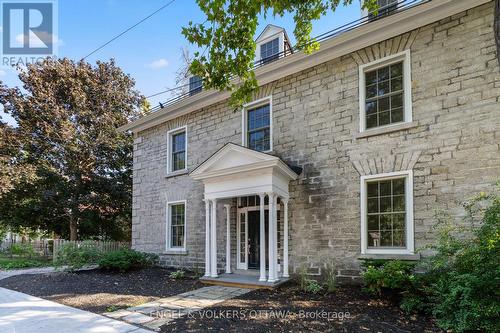 35 Mackay Street, Ottawa, ON 