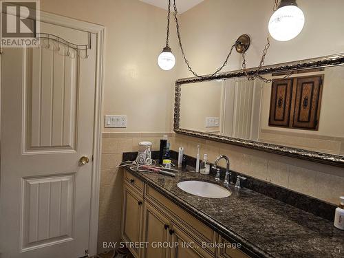 MAIN #1 - 29 ELMARTIN DRIVE , Toronto, Ontario M1W 3C6 4