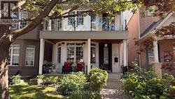 95 BOARDWALK DRIVE Toronto, ON M4L 3X9