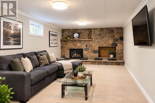 LOWER - 362 ELMRIDGE STREET , Oshawa, Ontario L1H 6R7 2