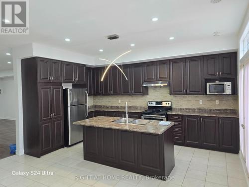 2 - 149 INSPIRE BLVD. BOULEVARD , Brampton, Ontario L6R 3X9 2