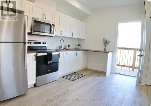 UNIT 7 - 2 TALBOT STREET S , Essex, Ontario N8M 1A7 2