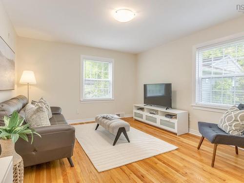 985 Beaufort Avenue, Halifax, NS 