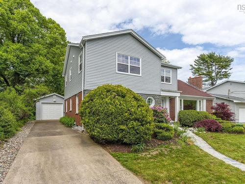 985 Beaufort Avenue, Halifax, NS 