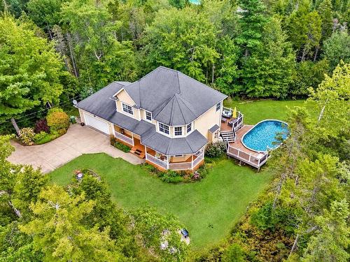 259 Henry Avenue  Fall River, NS B2T 0C2