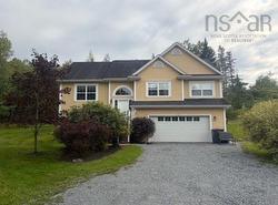 243 Kitchener Street Stewiacke, NS B0N 2J0