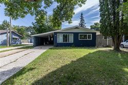 652 Patricia AVE  Winnipeg, MB R3T 3A6