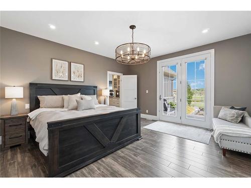 4043 Van Bree Drive, Plympton-Wyoming, ON 