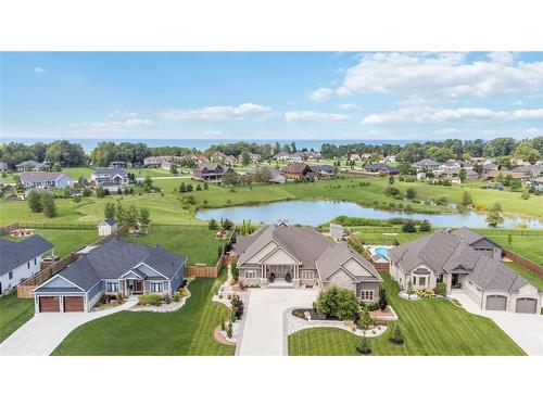 4043 Van Bree Drive, Plympton-Wyoming, ON 