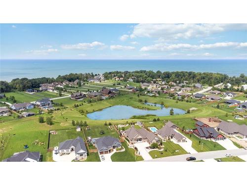 4043 Van Bree Drive, Plympton-Wyoming, ON 