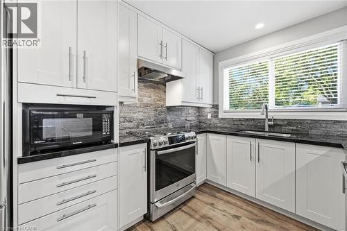 2120 Cavendish Drive, Burlington, ON 