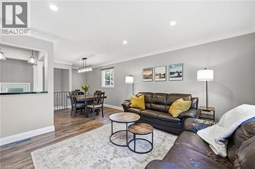 2120 Cavendish Drive, Burlington, ON 