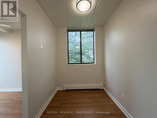 B401 - 80 ROCKWOOD AVENUE , St. Catharines (Secord Woods), Ontario L2P 3P2 4