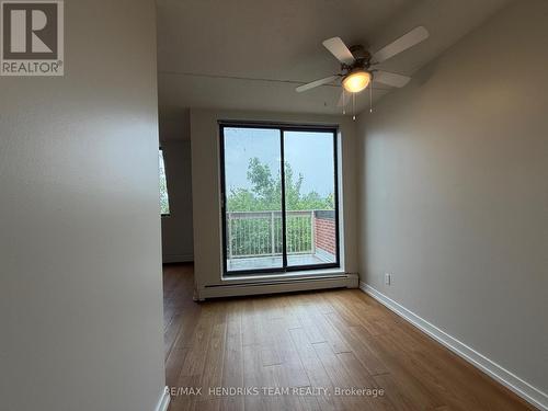 B401 - 80 ROCKWOOD AVENUE , St. Catharines (Secord Woods), Ontario L2P 3P2 5