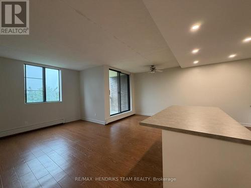 C203 - 80 ROCKWOOD AVENUE , St. Catharines (Secord Woods), Ontario L2P 3P2 5