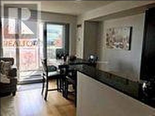 415 - 1040 THE QUEENSWAY AVENUE , Toronto, Ontario M8Z 0A7 4