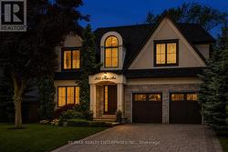 363 NIAR AVENUE  Mississauga, ON L5G 1W2