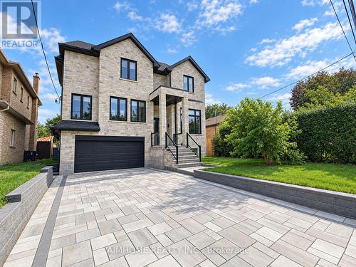 199 WATERLOO AVENUE , Toronto, Ontario M3H 3Z2 2