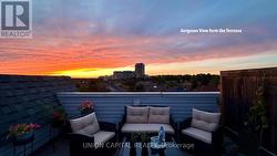 1002 - 75 WELDRICK ROAD E Richmond Hill, ON L4C 0H9