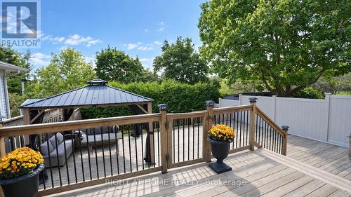 672 Farmbrook Crescent, Ottawa, ON 