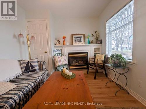 B - 370 BEECHWOOD AVENUE , Fort Erie (Crystal Beach), Ontario L0S 1B0 4