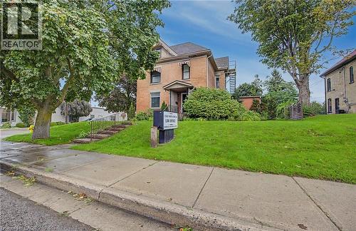 22 HARVEY Street  Tillsonburg, ON N4G 3J6