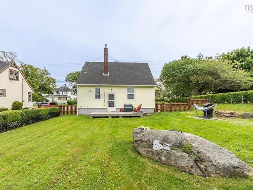 100 Brunswick Street, Yarmouth, NS 