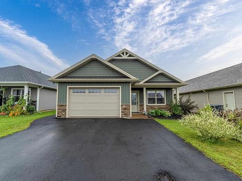58 HOLMES Lane  Charlottetown, PE C1C 0V4