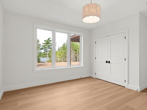 357 Canoe Crescent, Hammonds Plains, NS 