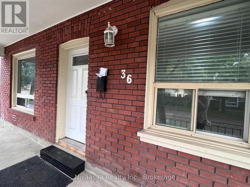 36 PEARL STREET , Brantford, Ontario N3T 3N6 3