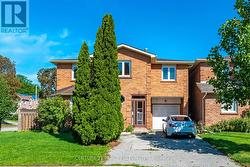 2 PENNYBROOK LANE Toronto, ON M1S 4X1