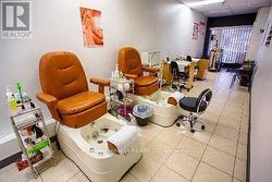 1515 BIRCHMOUNT ROAD Toronto, ON M1P 2G7