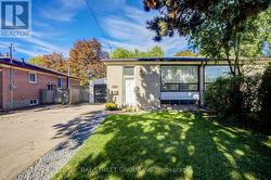 241 TAYLOR MILLS DRIVE N Richmond Hill, ON L4C 2T8