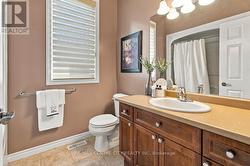 Main Bathroom - 
