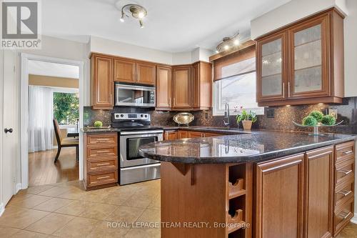 61 Amberwood Crescent, Ottawa, ON 