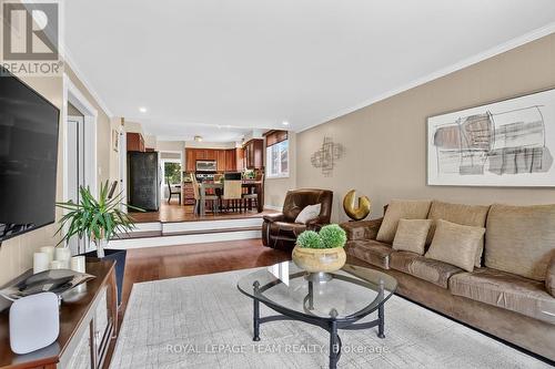 61 Amberwood Crescent, Ottawa, ON 