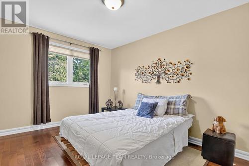 61 Amberwood Crescent, Ottawa, ON 
