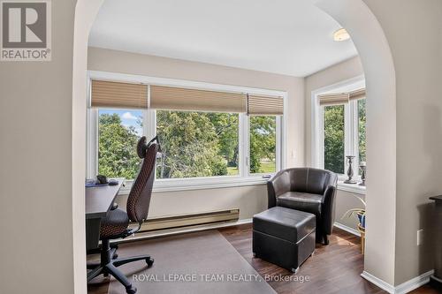 61 Amberwood Crescent, Ottawa, ON 