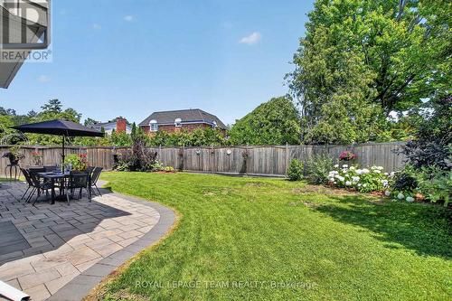 61 Amberwood Crescent, Ottawa, ON 