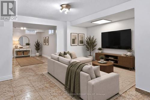 5563 Whitehorn Avenue, Mississauga, ON 