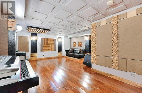 5641 Longboat Avenue, Mississauga, ON 